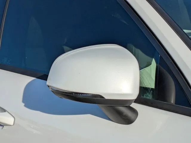 2021 Volvo XC40 Momentum - Photo 12