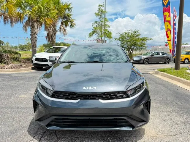Kia Forte photo 2