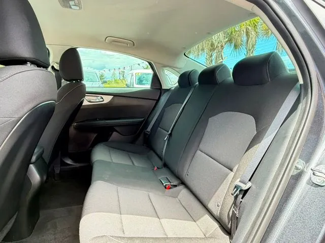 Kia Forte photo 26