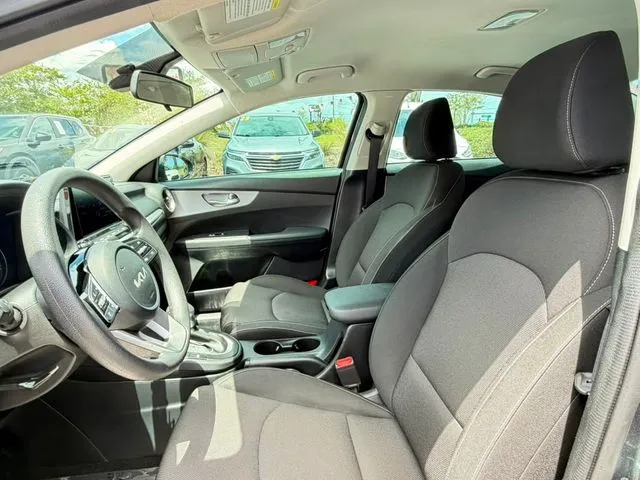 Kia Forte photo 24