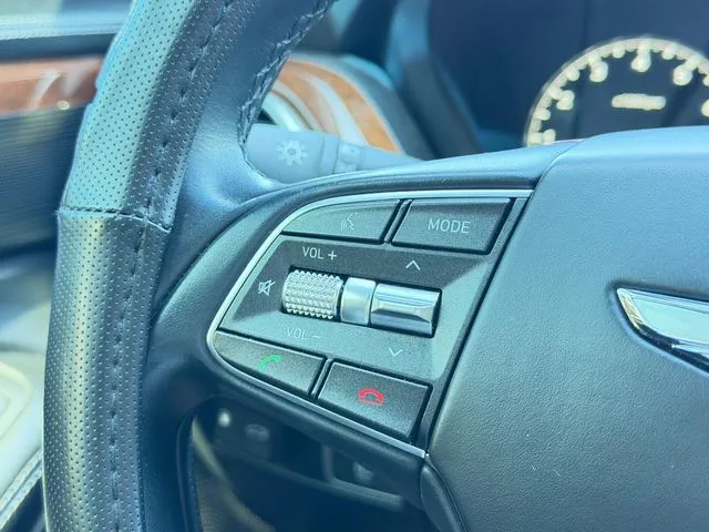 Genesis G90 photo 16