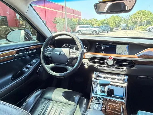 Genesis G90 photo 15