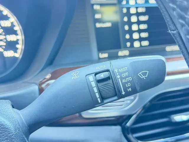 Genesis G90 photo 19