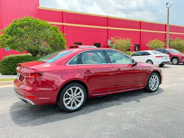 Audi A4 photo 6