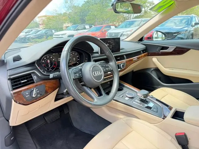 Audi A4 photo 17