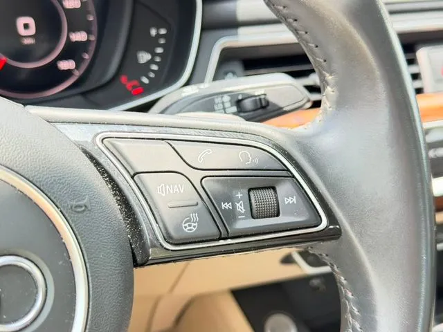 Audi A4 photo 28