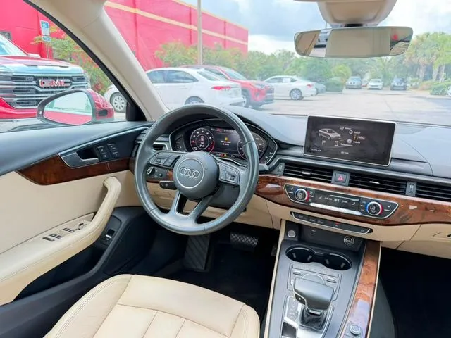 Audi A4 photo 24