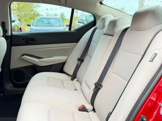 Nissan Altima photo 28