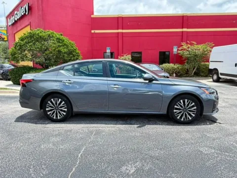 More photos of 2025 Nissan Altima 2.5 SV at Auto Gallery Jacksonville, FL