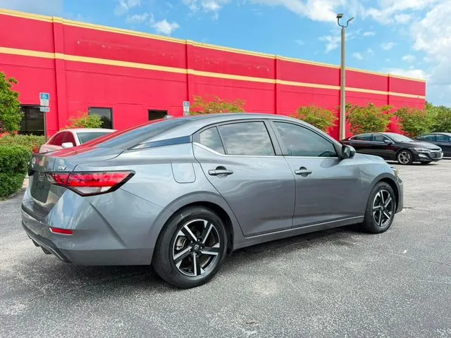 Nissan Sentra photo 6