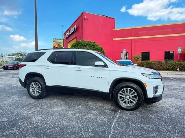 White 2023 Chevrolet Traverse LT for sale in Jacksonville, FL