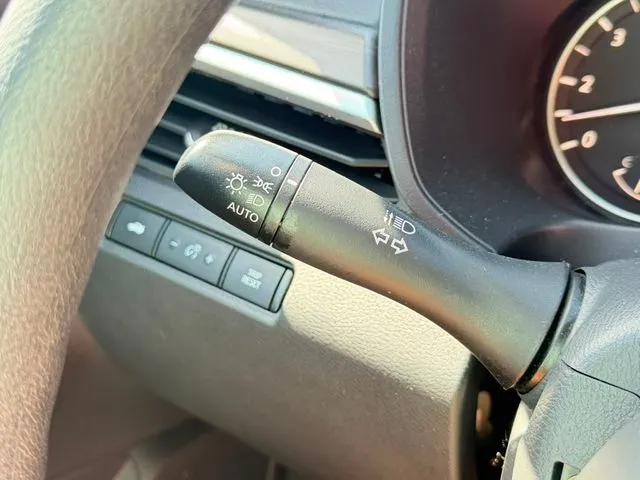 Nissan Altima photo 14