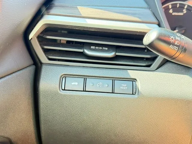 Nissan Altima photo 18