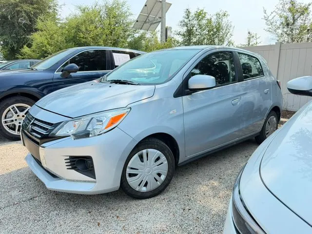 Mitsubishi Mirage photo 2