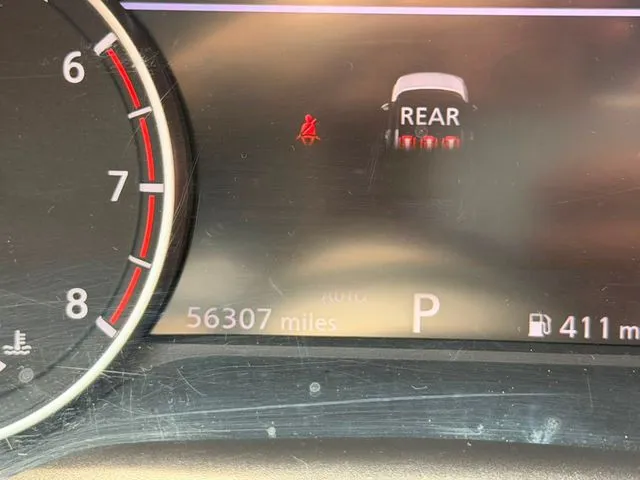 Nissan Rogue photo 14