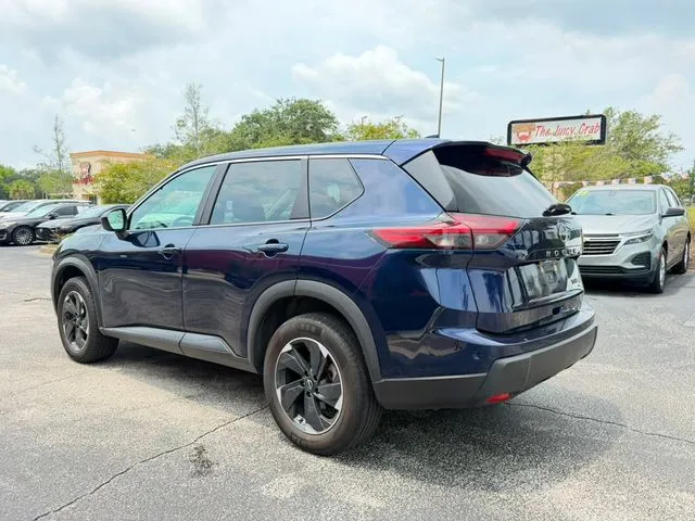 Nissan Rogue photo 7