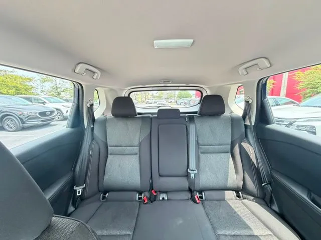 Nissan Rogue photo 27