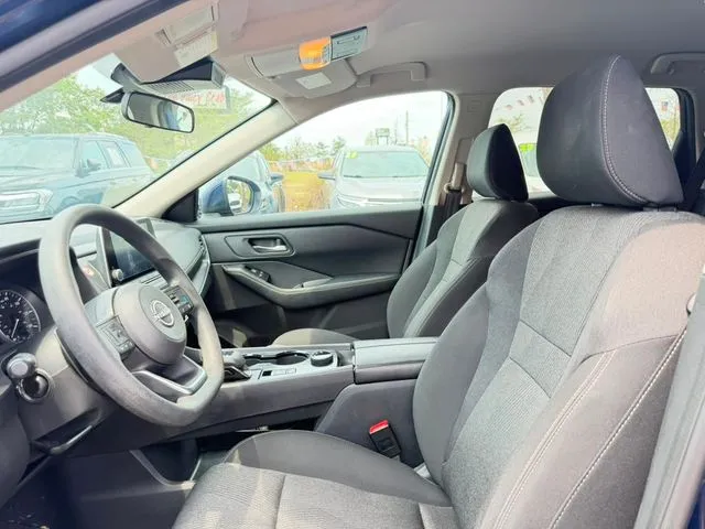 Nissan Rogue photo 21