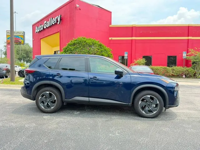 Nissan Rogue photo 4