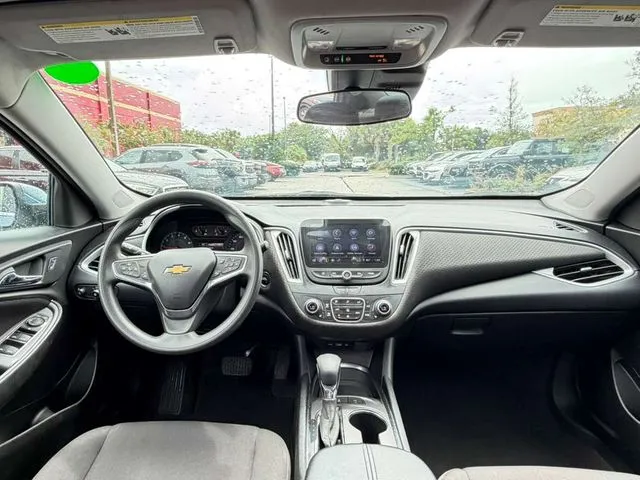 Chevrolet Malibu photo 15