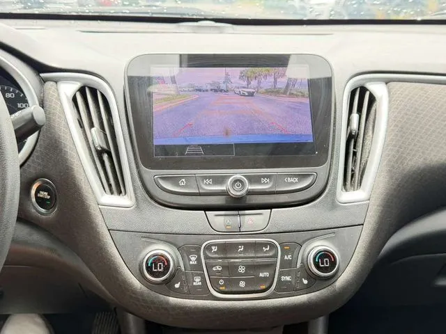 Chevrolet Malibu photo 22