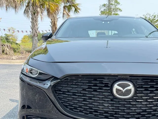 Mazda Mazda3 photo 10