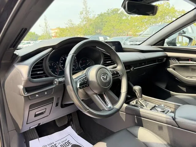 Mazda Mazda3 photo 17