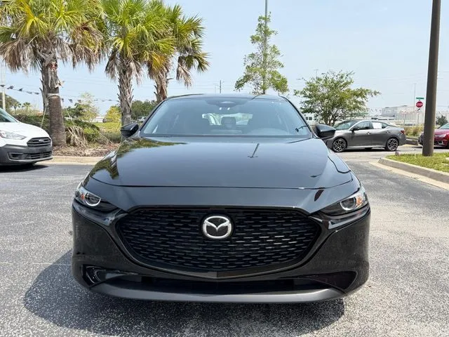 Mazda Mazda3 photo 2