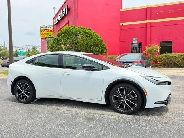 Unknown 2023 Toyota Prius XLE for sale in Jacksonville, FL