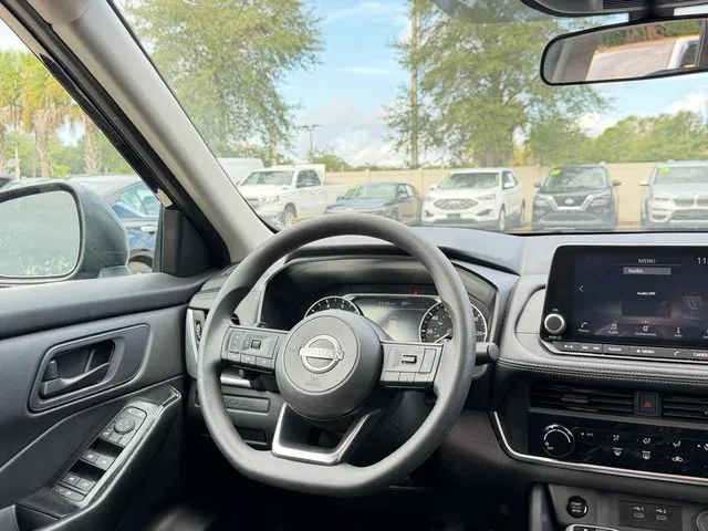 Nissan Rogue photo 26