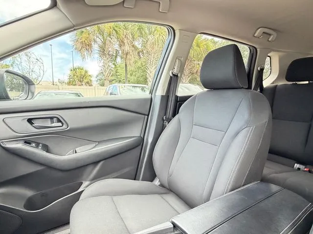 Nissan Rogue photo 23