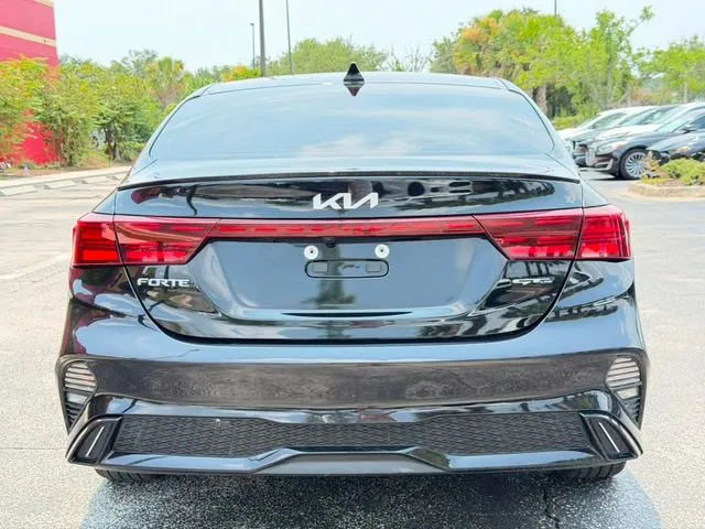 Kia Forte photo 8