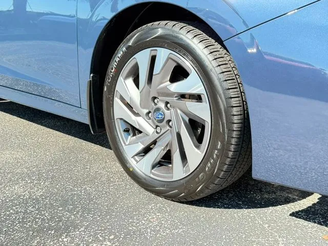 Subaru Legacy photo 12