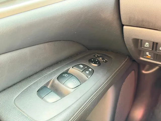 Nissan Pathfinder photo 22
