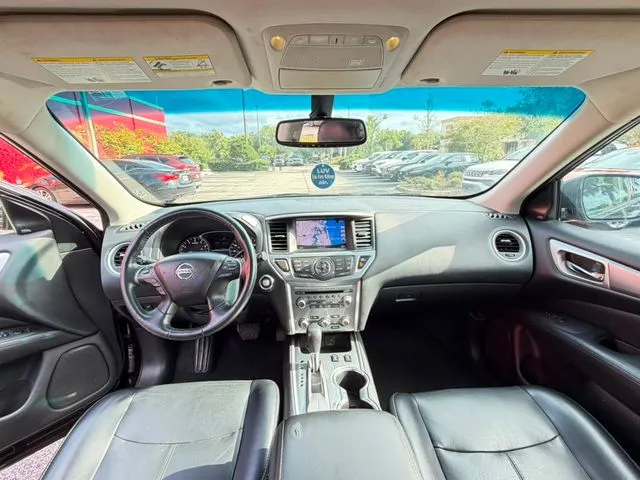 Nissan Pathfinder photo 13