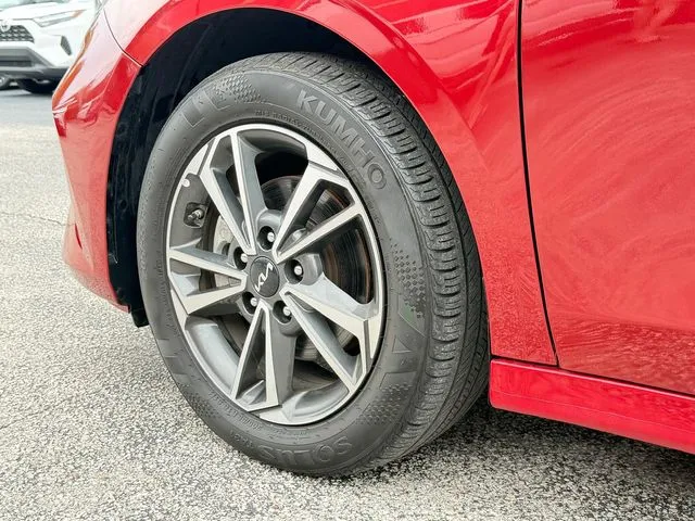 Kia Forte photo 11