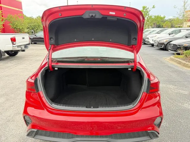 Kia Forte photo 9
