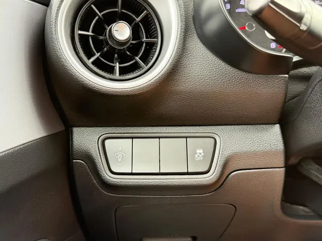 Kia Forte photo 16