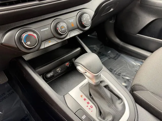 Kia Forte photo 24