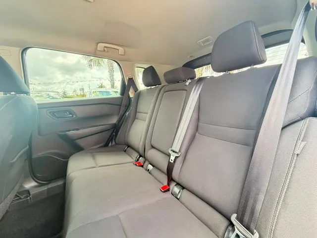 Nissan Rogue photo 28