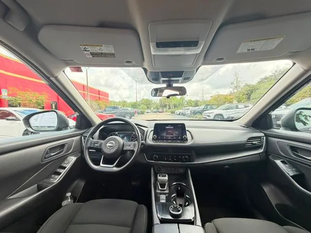 Nissan Rogue photo 23