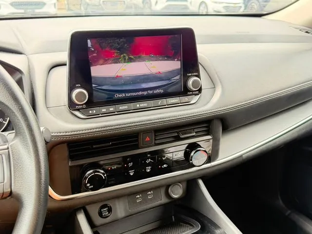 Nissan Rogue photo 21