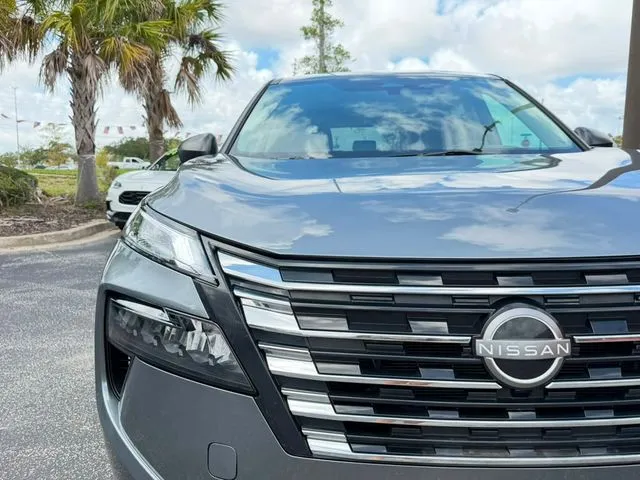 Nissan Rogue photo 10