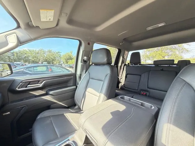 GMC Sierra photo 26