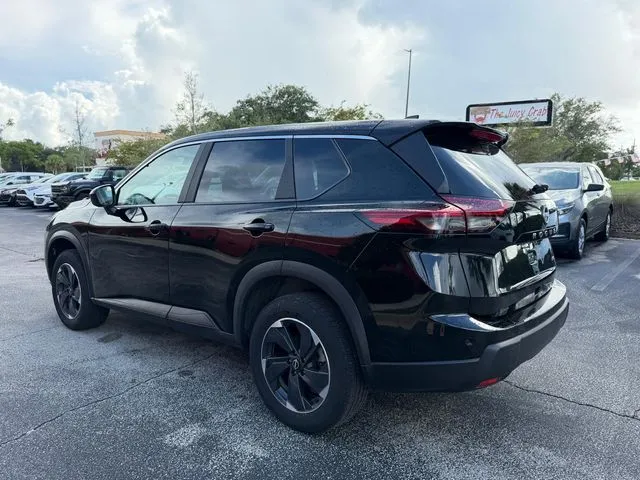 Nissan Rogue photo 7