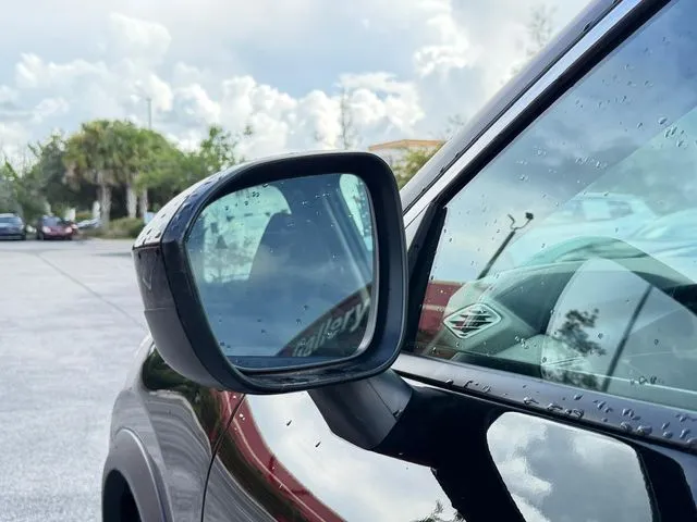 Nissan Rogue photo 13