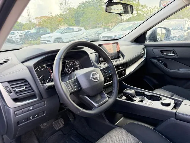 Nissan Rogue photo 33