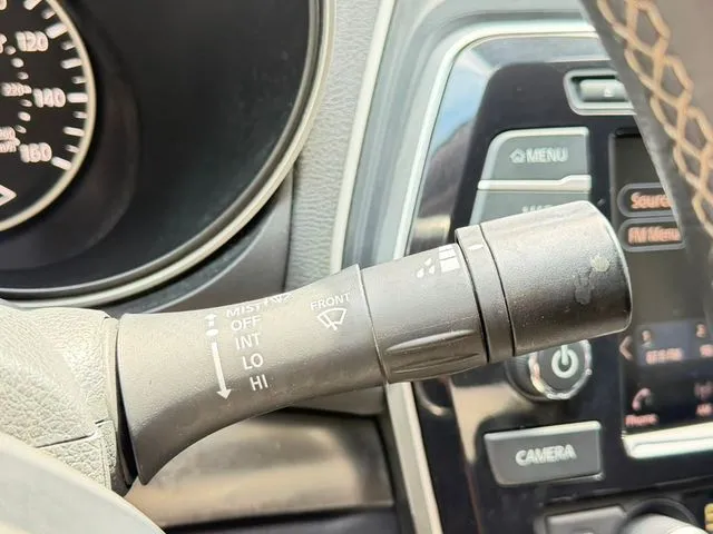 Nissan Maxima photo 21