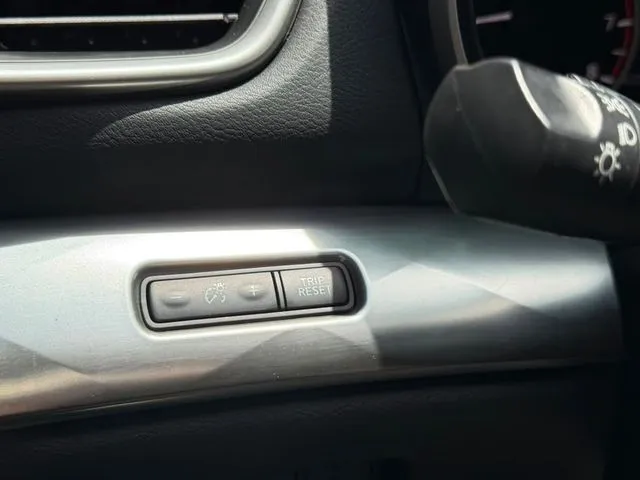 Nissan Maxima photo 14