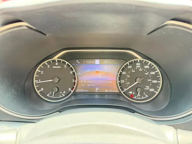 Nissan Maxima photo 15
